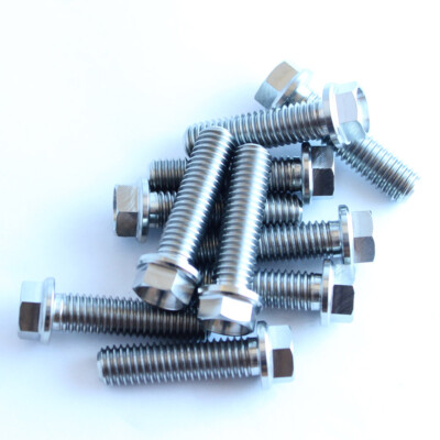 YZF-R1 M8 x 40mm TITANIUM hex flange bolt. No: 0025080406  YZF-R6