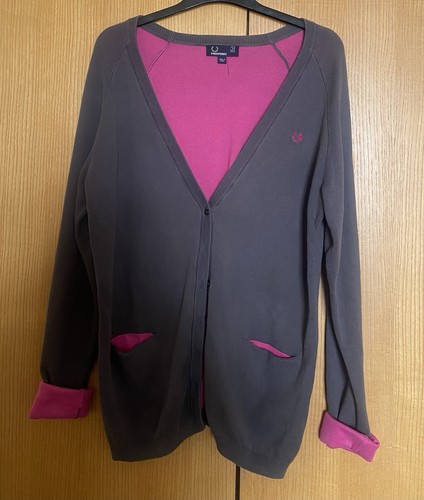 ❤️ Ladies ❤️ Vintage ❤️ Classic “ FRED PERRY “ Grey & Pink Cardigan Size 14 - Picture 3 of 12