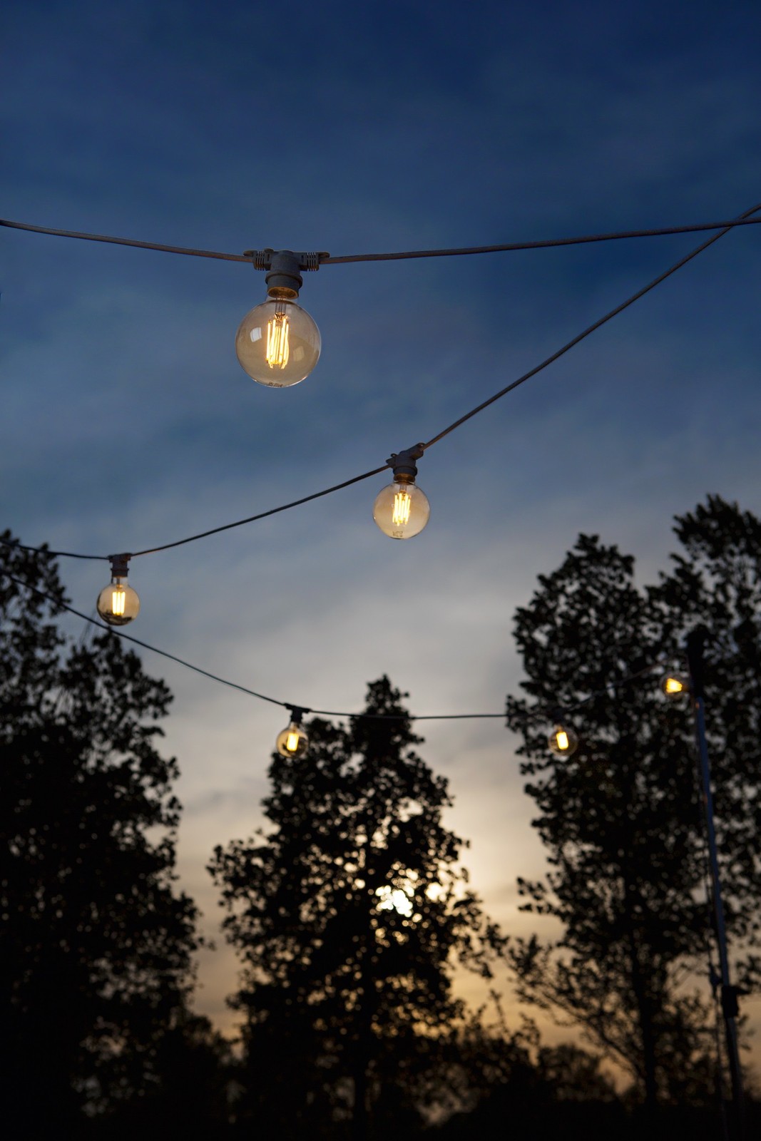 Catena luminosa 5mt nero E27 ip44 prolungabile giardino outdoor gea luce