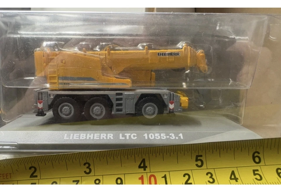RARE Liebherr LTC 1055-3.1 Toy Crane Replica 1/72 Scale RARE - Image 3 of 3