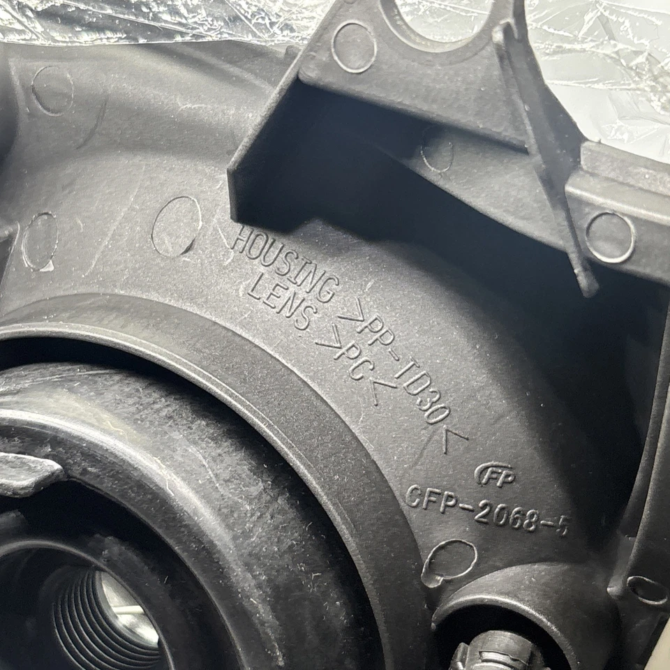 08-12 KAWASAKI NINJA 250R EX250 FARO DELANTERO FARO LÁMPARA NUEVO Foto 4 de 4