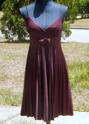 BCX, Damen weinfarbenes Plissee, ärmelloses Kleid, Gr. M
