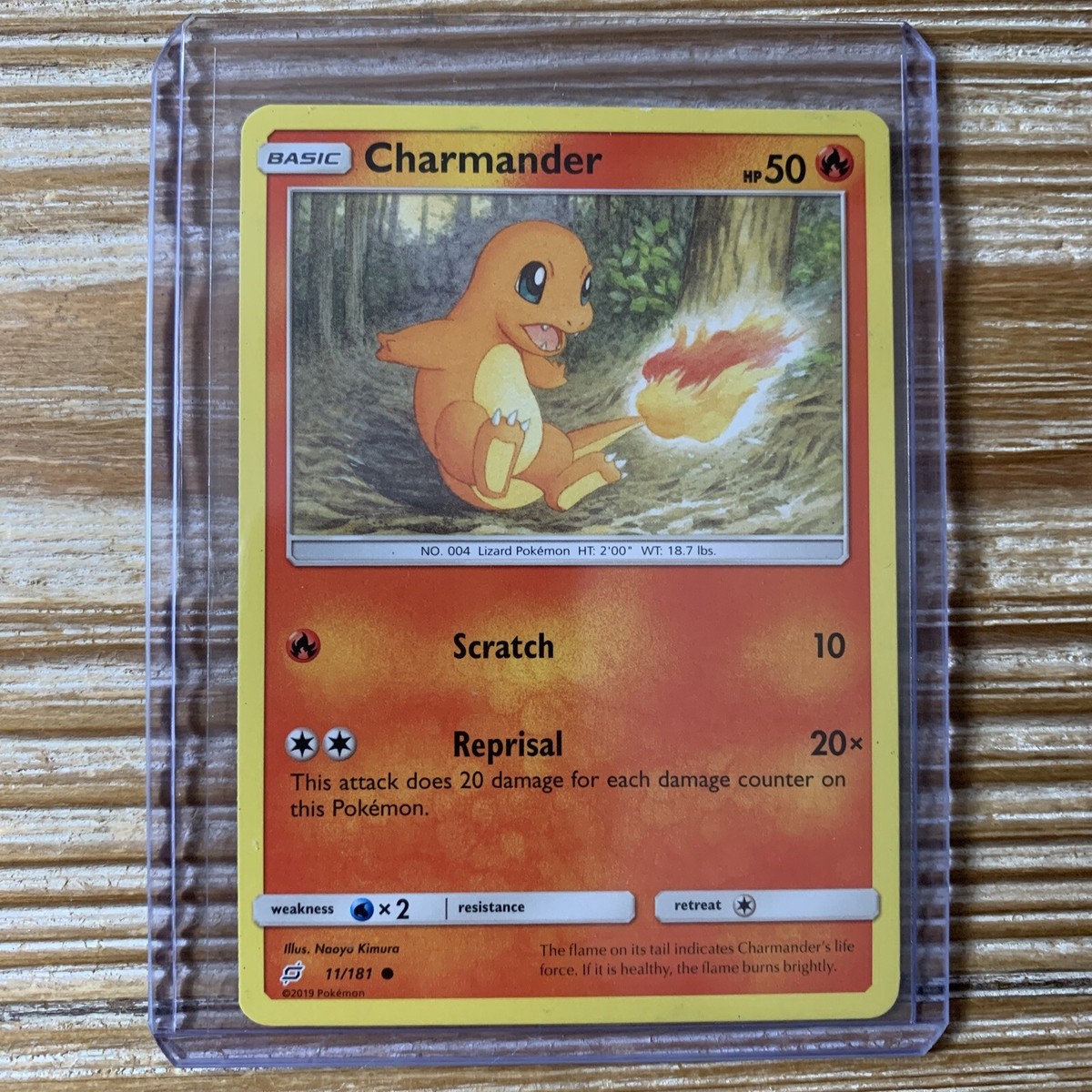 Charmander 11/181 Team Up Pokemon Card 2019 NM-Mint