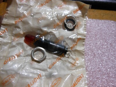DIALIGHT LIGHT INDICATOR PART # 249-7841-0931-574 NSN: 6210-00-779-3234