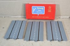 TRIANG MINIC MOTORWAYS M1601 STRAIGHT SECTION TRACK GREY with LINES BOXED od