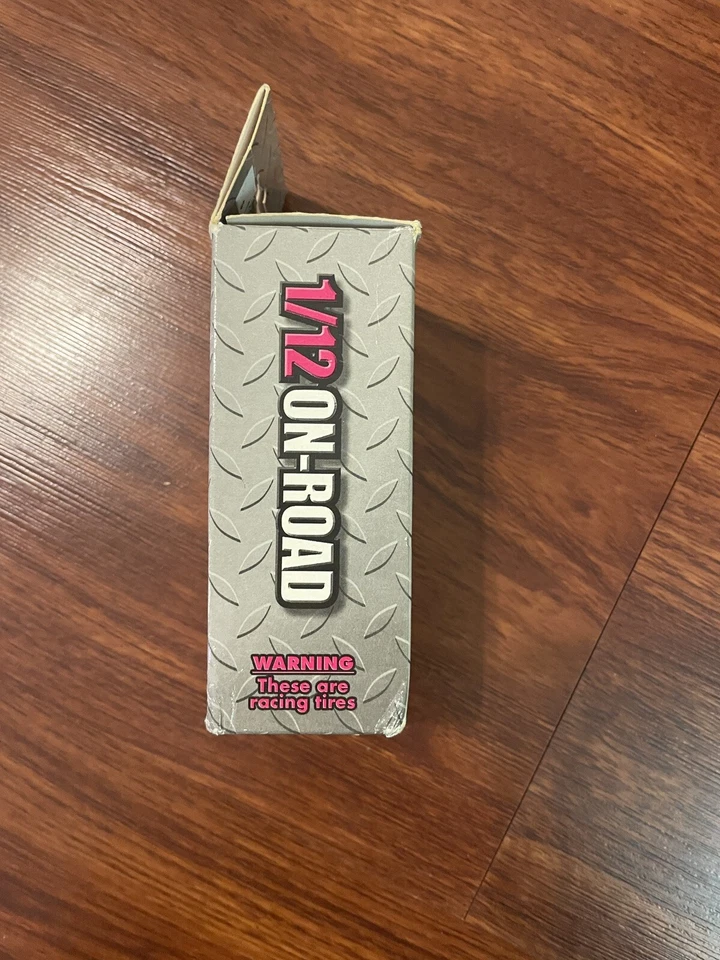 Задняя шина PARMA PSE 1:12 смонтированная Trued On Road 16033 черная деталь для радиоуправляемых моделей - Изображение 3 из 4