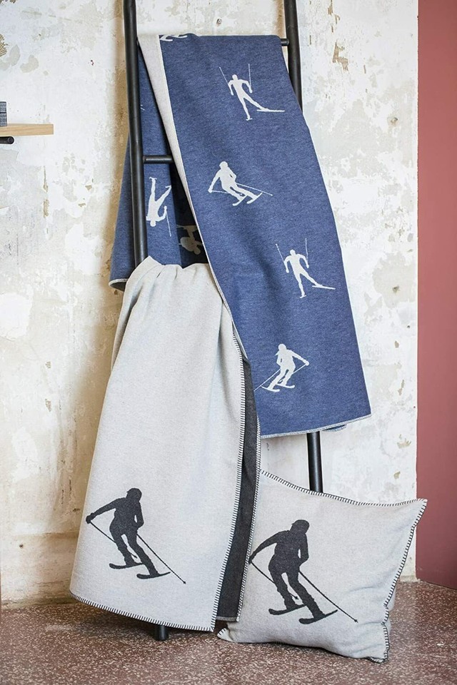 David Fussenegger Decke Kuscheldecke Plaid Wohndecke Skifahrer grau 140