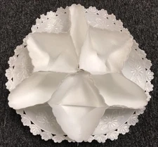 White Embroidery Bun Warmer Candy Roll Holder Embroidered Flower Snap Button