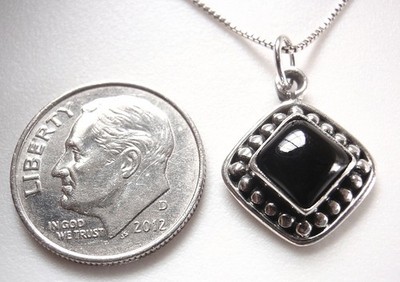 Kleiner schwarzer Onyx Silber Punkte akzentuiert 925 Silber Anhänger Sie erhalten genau