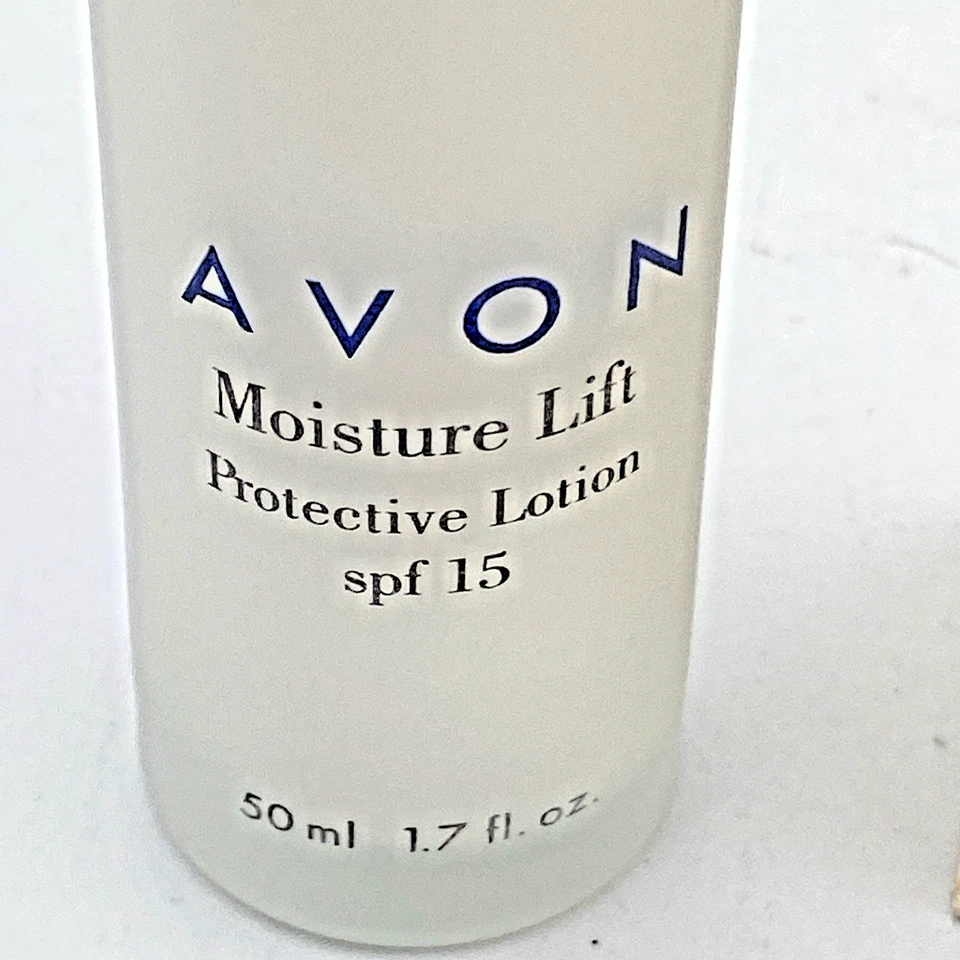 Avon Moisture lift Protective lotion SPF 15 1.7 Oz NOS 1997 - Image 2 of 4