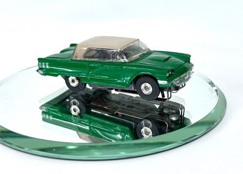Slot car vintage Aurora T-Jet - Ford Thunderbird T-Bird - TUTTO ORIGINALE - Foto 5 di 13