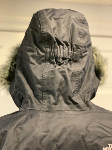 The NORTH FACE Girls Arctic Jacket! Polka Dot Hood w/ Fur ***ON SALE*** - Picture 9 of 12