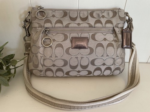 coach swing purse