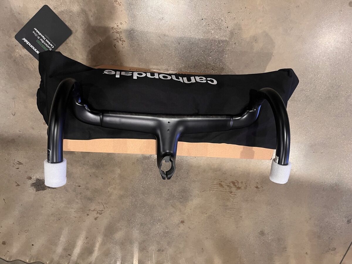 Cannondale / Momo Designs SystemBar R-One Carbon One-Piece Cannondale / Momo Designs SystemBar R-One Carbon One-Piece