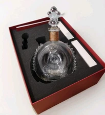 Louis XIII Remy de Martin 750 ML Cognac Empty Decanter, 1 Glass Top & Box