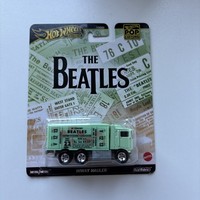 1:64 Hot Wheels Premium 2024 Pop Culture Hiway Hauler The Beatles Green