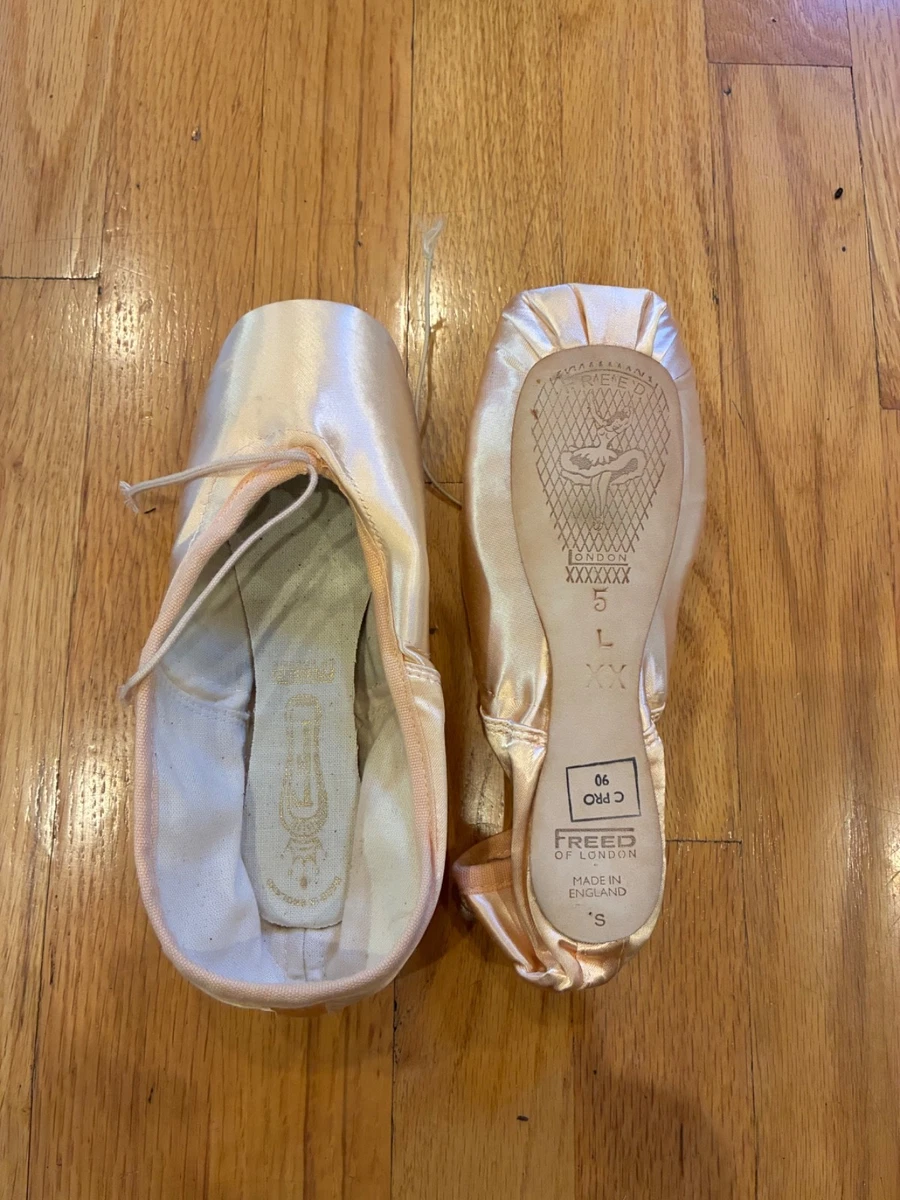 FREED OF LONDON R 4XX 新品 FREED OF LONDON R 4XX 新品 Freed of London Ballet Shoes for sale