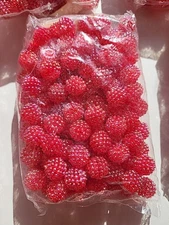 144 pcs VTG 15mm Red Iridescent Berry Beads Plastic Acrylic Craft Beading