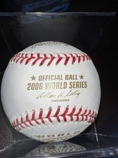 New Rawlings Official 2006 World Series Baseball In Clear Plastic Case Hologram