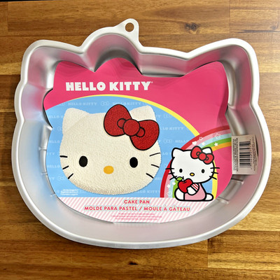 Wilton Hello Kitty Aluminum Cake Pan 2105-7575 Sanrio Character Shaped Bakeware