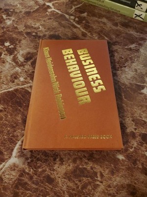Business Behaviour: An Economic Approach by Heidensohn, Robinson 1974 HC