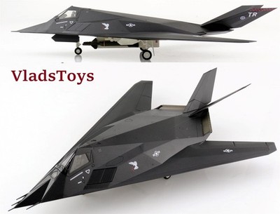 Hobby Master 1/72 F-117A Nighthawk Dark Knights Tonopah Test Range 40th HA5811