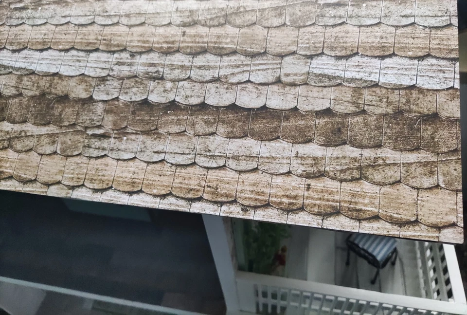 Dachschindeln auf Karton 49,5x31,5 cm - Miniatur Puppenhaus Puppenstube 1:12 (2) - Bild 2 von 3