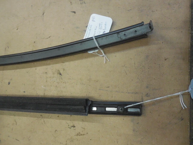 Par de molduras de vidrio para puerta de pasajero delantera trasera derecha para Mitsubishi Montero Sport Foto 4 de 4