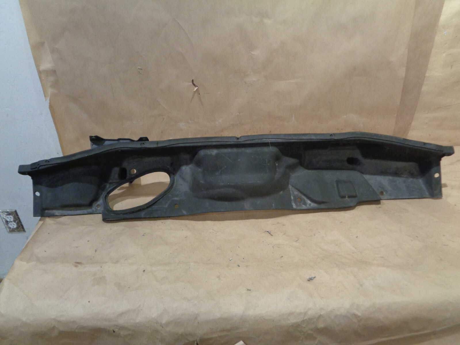 Maserati Quattroporte - Lower Cowl Vent Panel - P/N 66900000