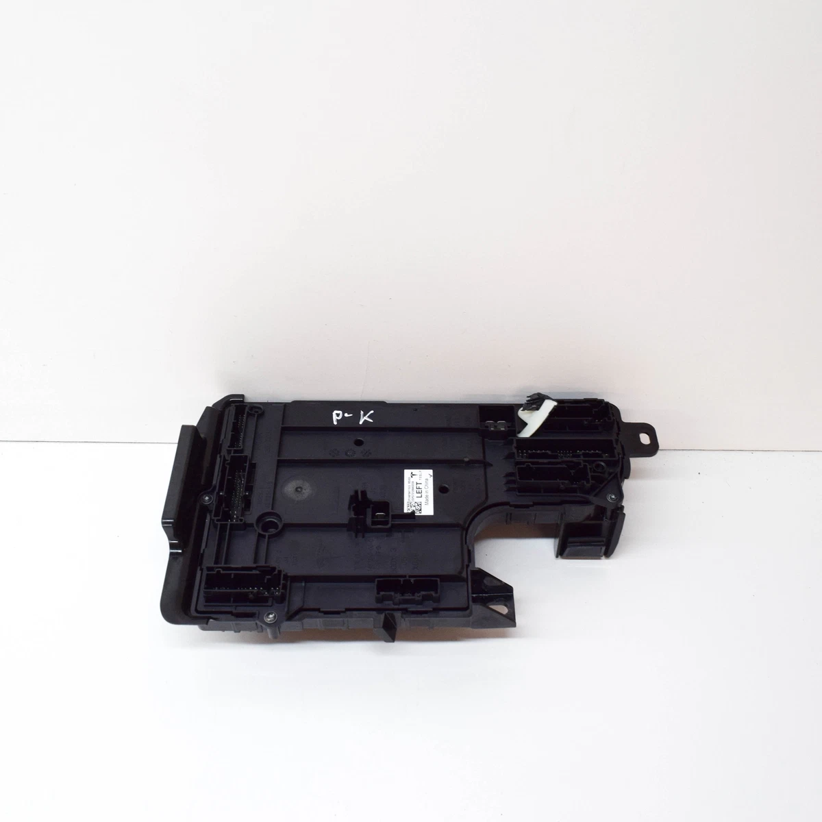 TESLA MODEL Y Left Side Body Comfort Control Unit 1497847-10-D 