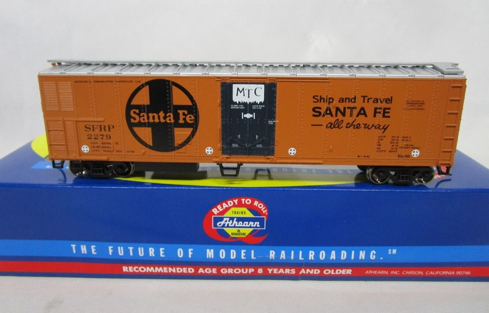 Athearn HO Scale ATSF Santa Fe SFRP 50' Smooth Side Mechanical Reefer Car NOS - Image 2 of 4