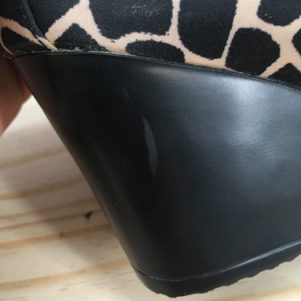 Zapatos de tacón Bandolino para mujer de 7,5 M con cuña informales con hebilla de tela negra sin cordones Foto 4 de 4