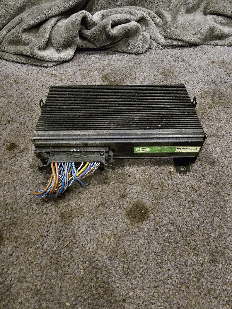 LAND ROVER HARMAN KARDON H70858 XQK 500 050 OEM AMP Amplifier