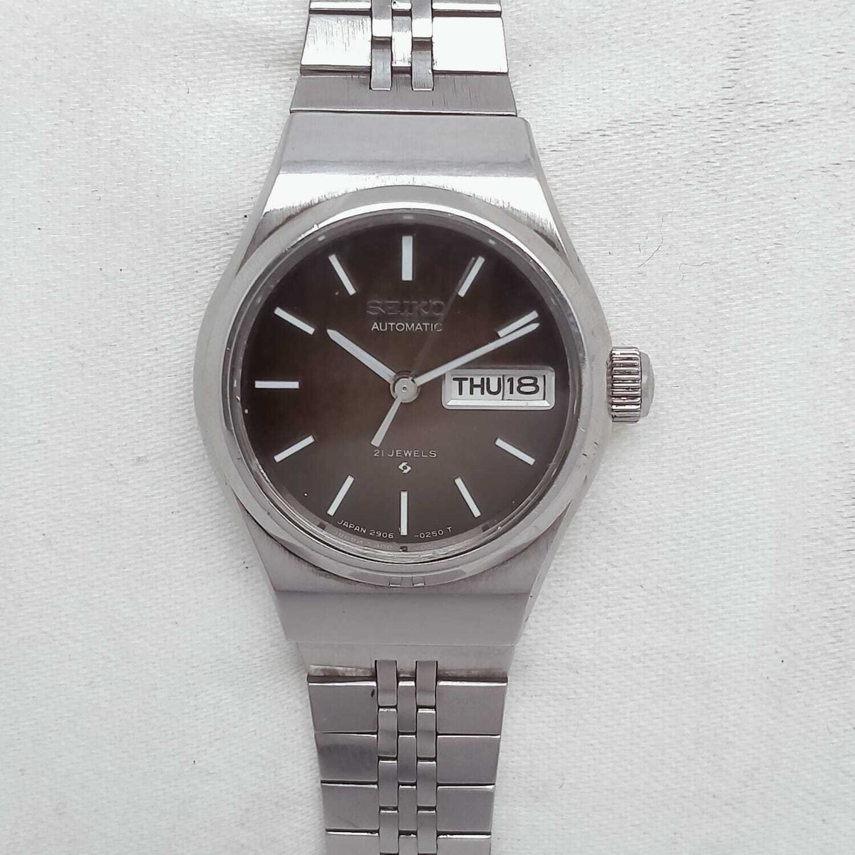 Seiko 2906-0130 Automatic Day/Date Vintage Women Watch MUR101MHN3