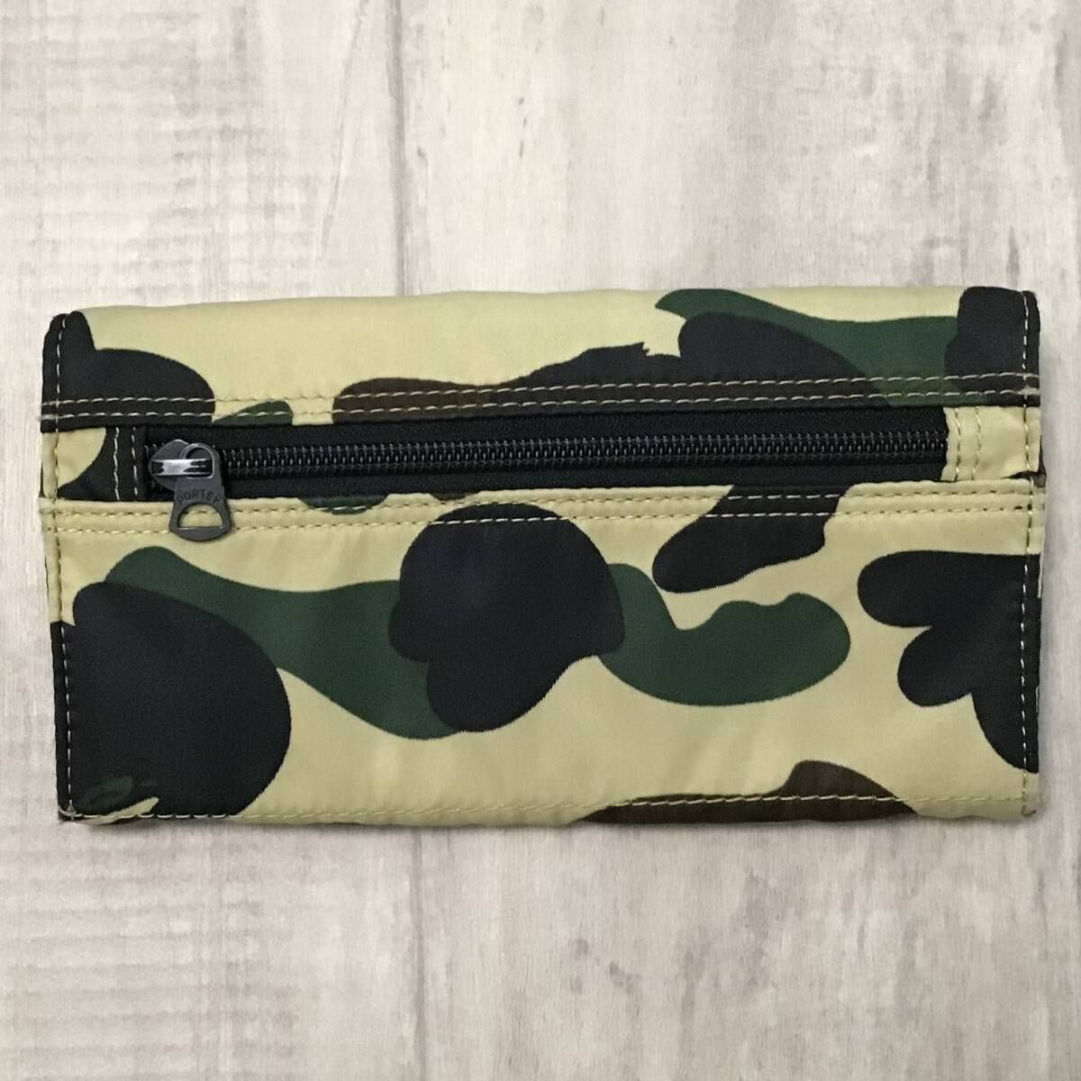 A BATHING APE(アベイシングエイプ) X Porter財布 BAPE® x PORTER | bape.com