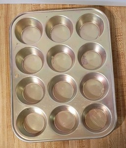 Mirro Aluminum Cupcake/Muffin Pan Set Vintage, Made in USA, Wear-Ever #2756