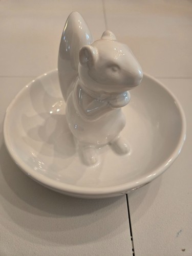 LA JOLIE MUSE Nut Bowl Serving Dish - Ceramic Squirrel Figure Candy Jewelry Dish