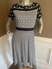 NWT Ann Taylor Loft Printed Stretch Dress Short Sleeve Light Size 4