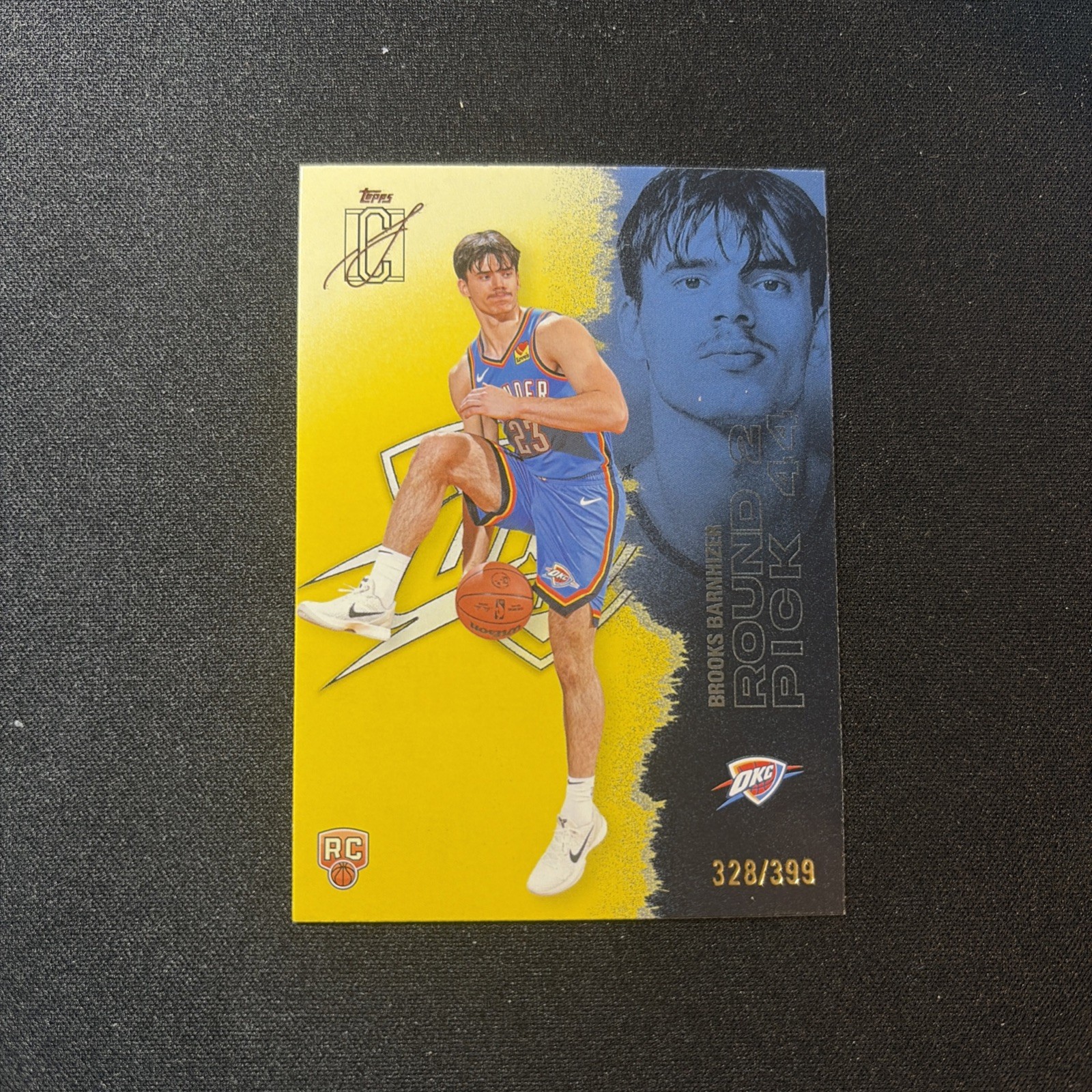 BROOKS BARNHIZER 2026-27 TOPPS SIGNATURE CLASS ROOKIE YELLOW /399 #137