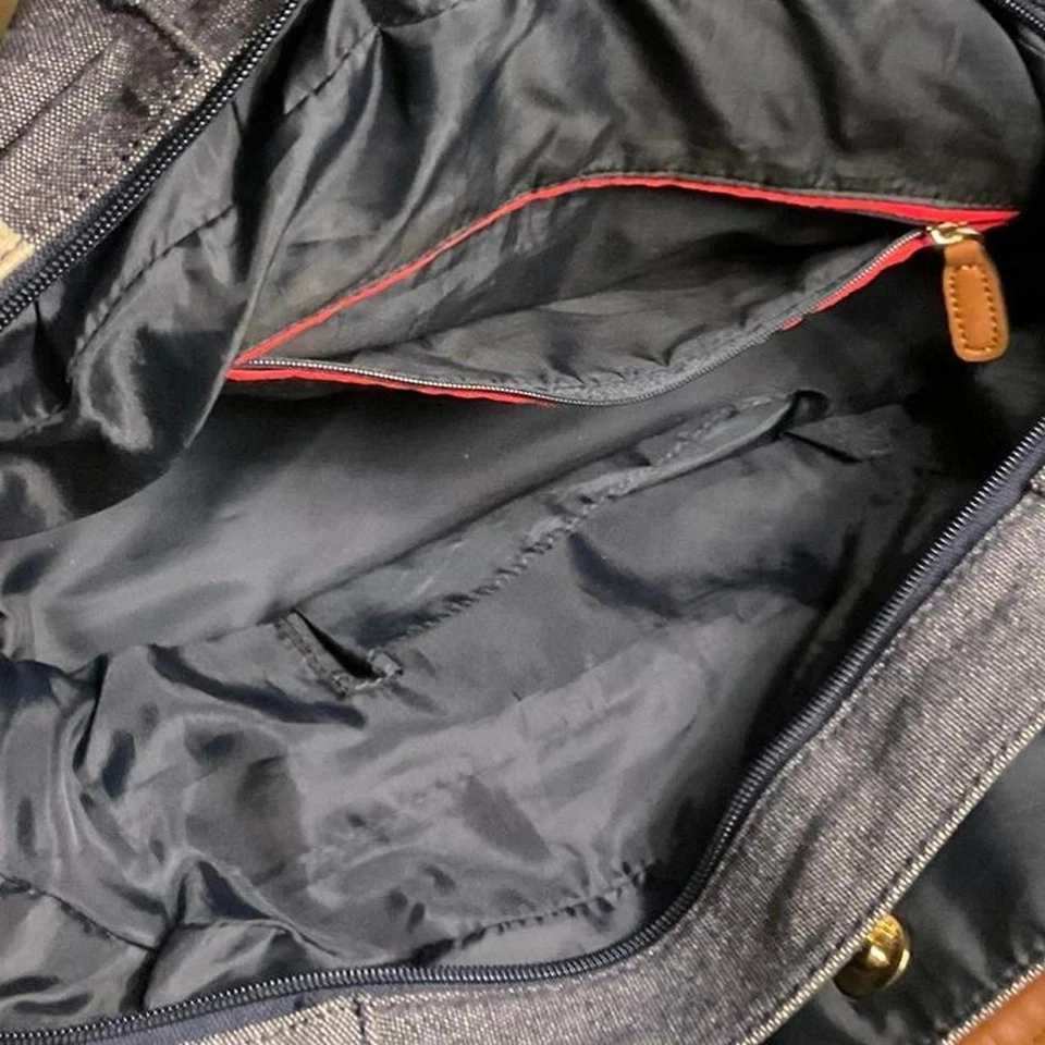 Bolso de hombro Tommy Hilfiger de lona a rayas Foto 2 de 2