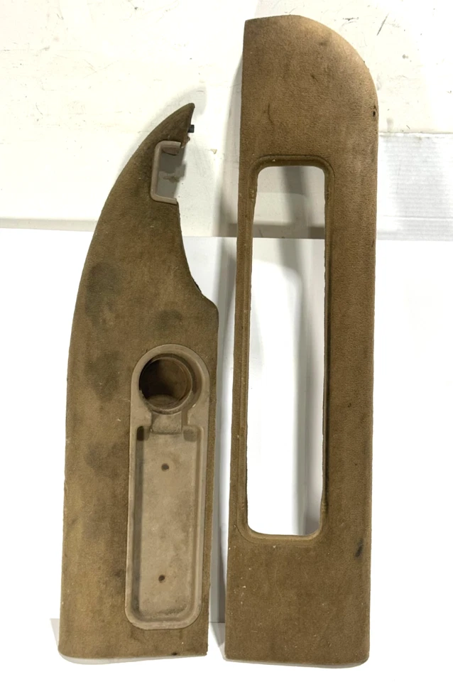 GMC/CHEVY C/K 2500 3500 1988-1994 REPOSABRAZOS TRASERO DERECHO PORTAVASOS Foto 2 de 4