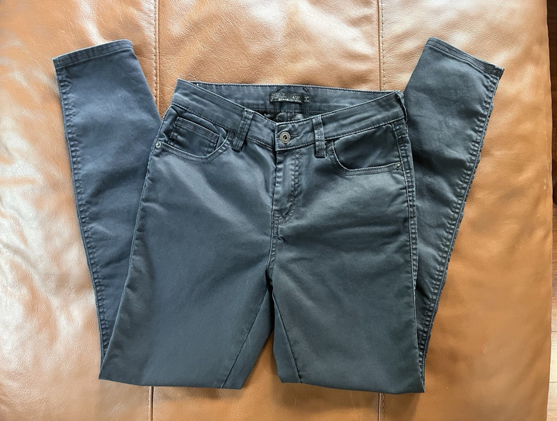 prAna Women's Dark Wash Slim Skinny Mid Rise Cotton Twill Pants Pockets 4 Reg
