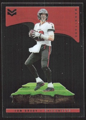 1556J 2021 Panini Chronicles #MAG-17 Tom Brady Magnitude