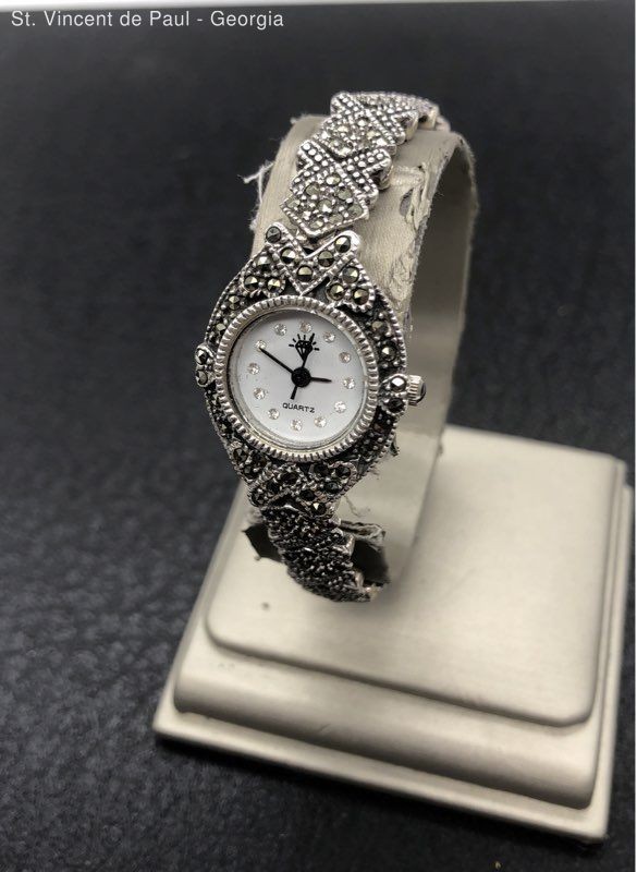 Vintage Women's Diamond 615421Y Sterling Silver 925 Analog Quartz