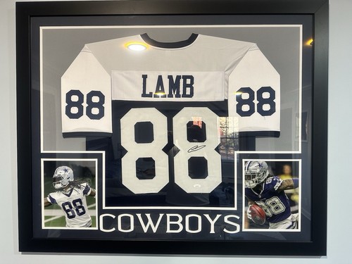 Custom jersey Everything is sewn on Hand-signed by CeeDee Lamb. - Picture 3 of 6