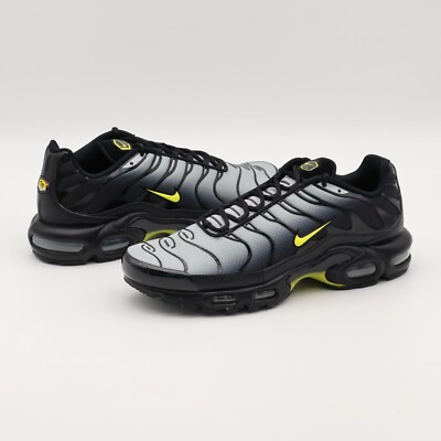 DM0032-012 Nike Air Max Plus Wolf Grey Black Opti Yellow