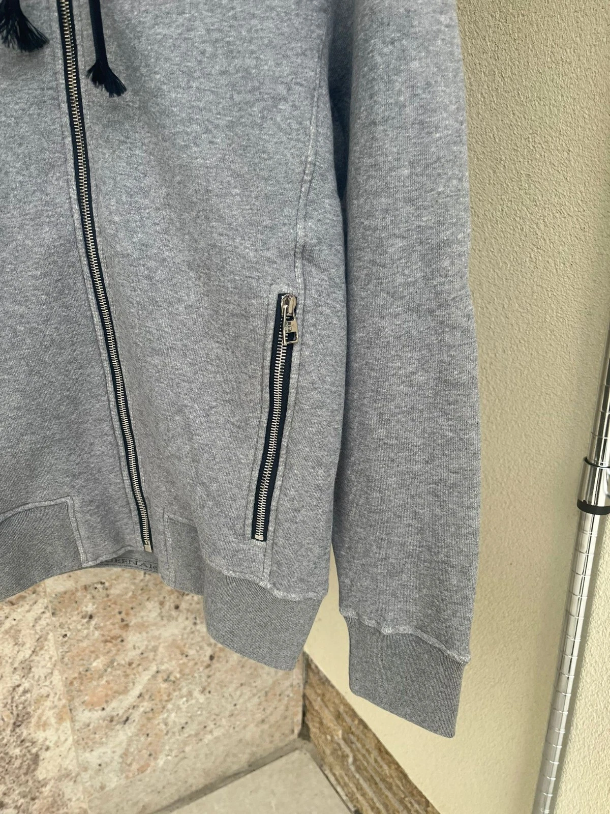 Alexander McQueen felpa girocollo in morbido cotone con logo ricamato grigio nuova senza etichette M