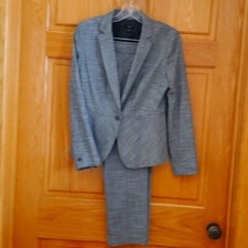 Ann Taylor Grey Fall/Winter Pantsuit Perfect Condition 4p Jacket 0P Pants