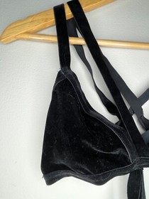 Skivvies For Love & Lemons Black Velvet Bralette size Large