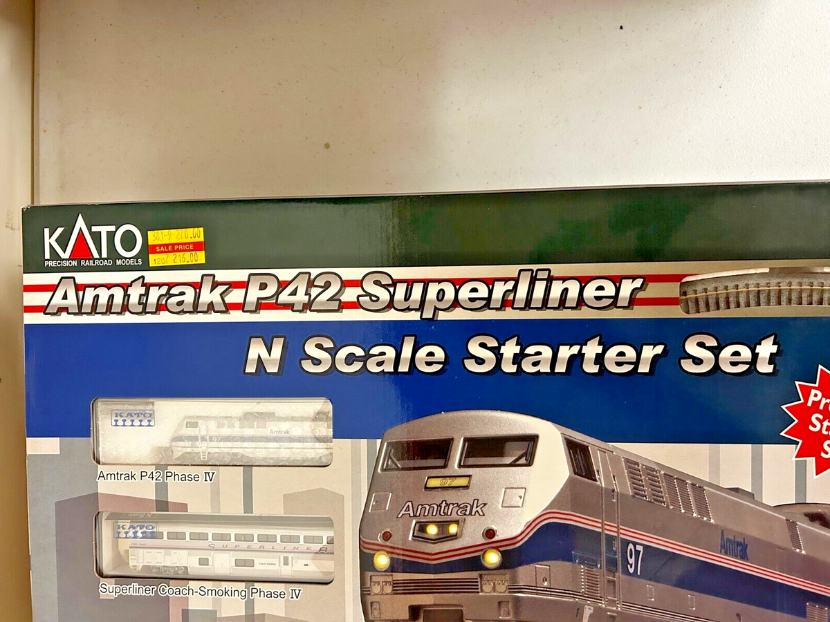 Kato Amtrak P42 Superliner Starter Set w/ Unitrack 106-0015 N